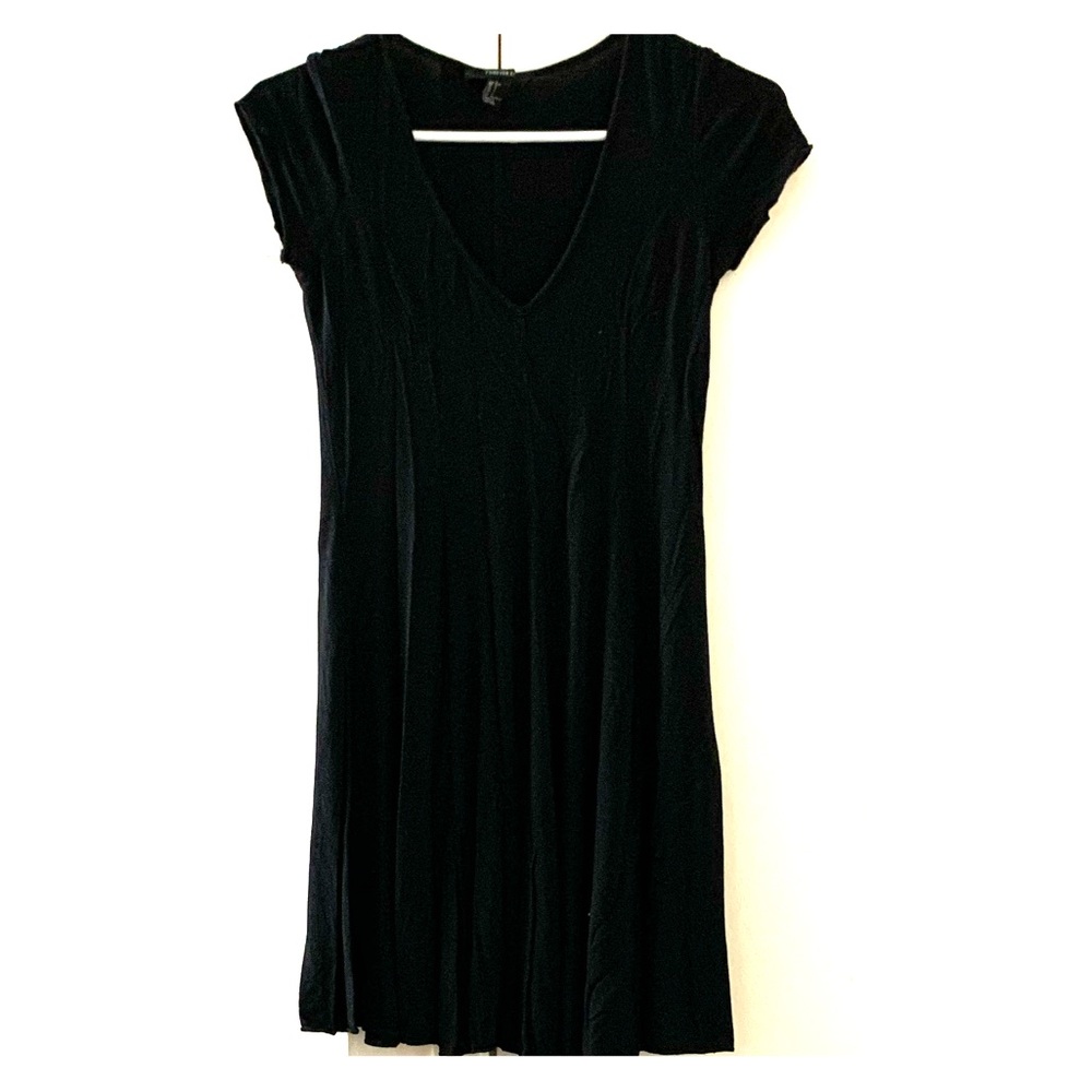 Cute little flowy sundress